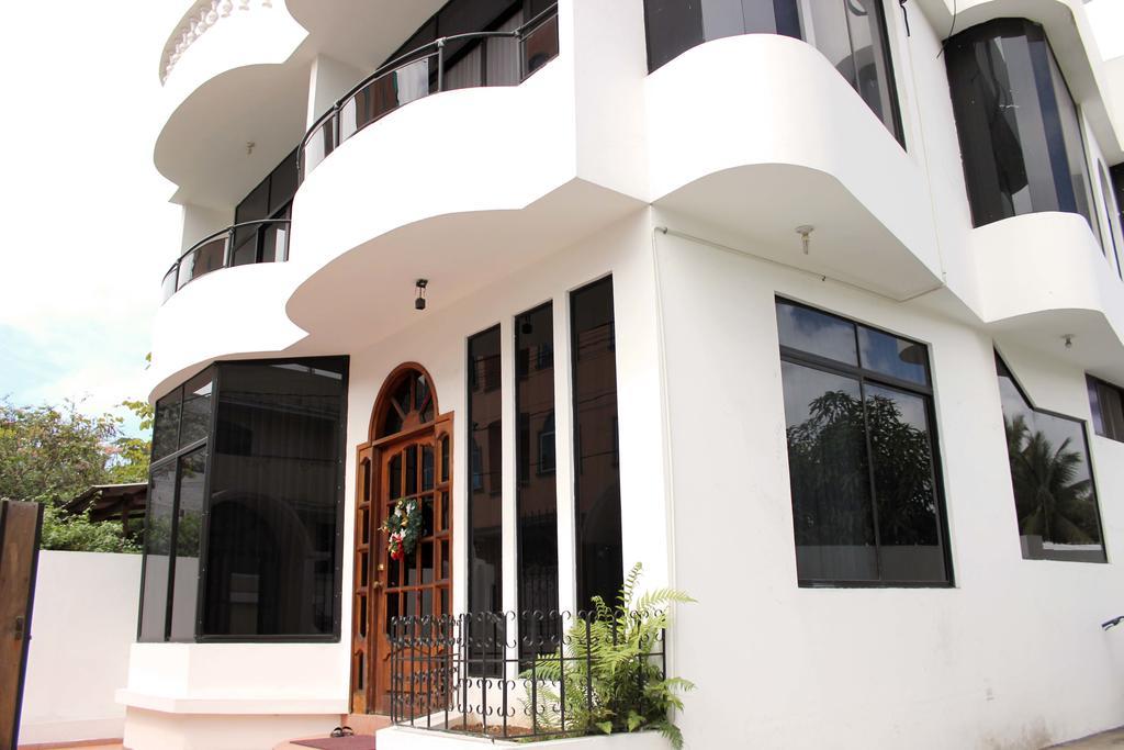 Planet House Ξενοδοχείο Puerto Ayora  Εξωτερικό φωτογραφία